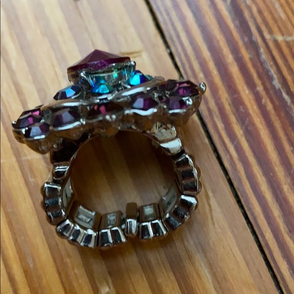 Ring - Picture 3 of 4